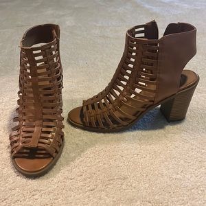 Size 8 wedges